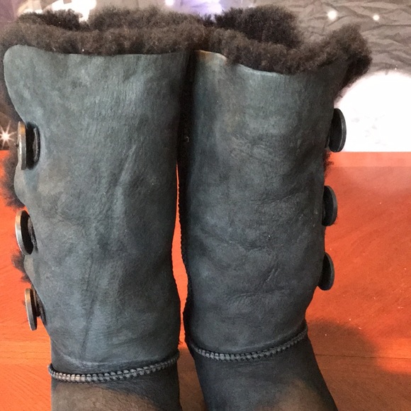 Ugg black winter boots size 6 - Picture 3 of 16
